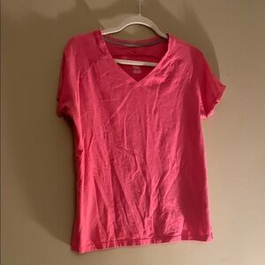 Nike X-Large Women's Pink V-Neck Top